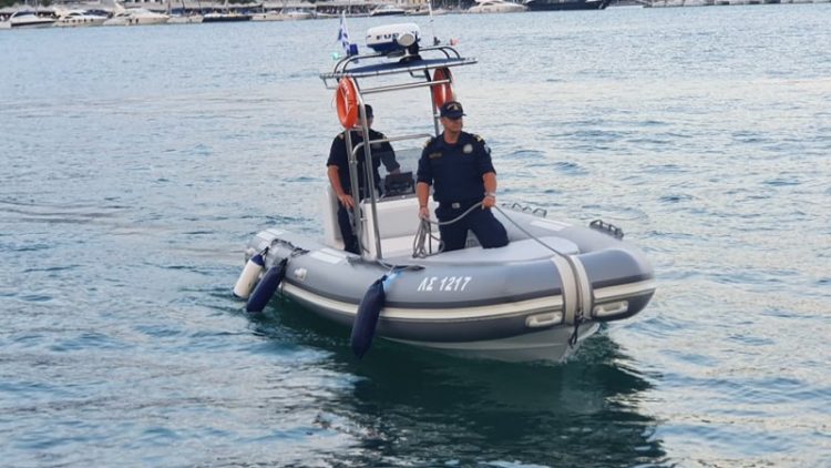 Donation of an inflatable boat to the central port authority of Volos